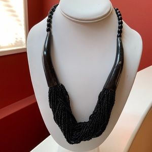 Ladies necklace jet black beads